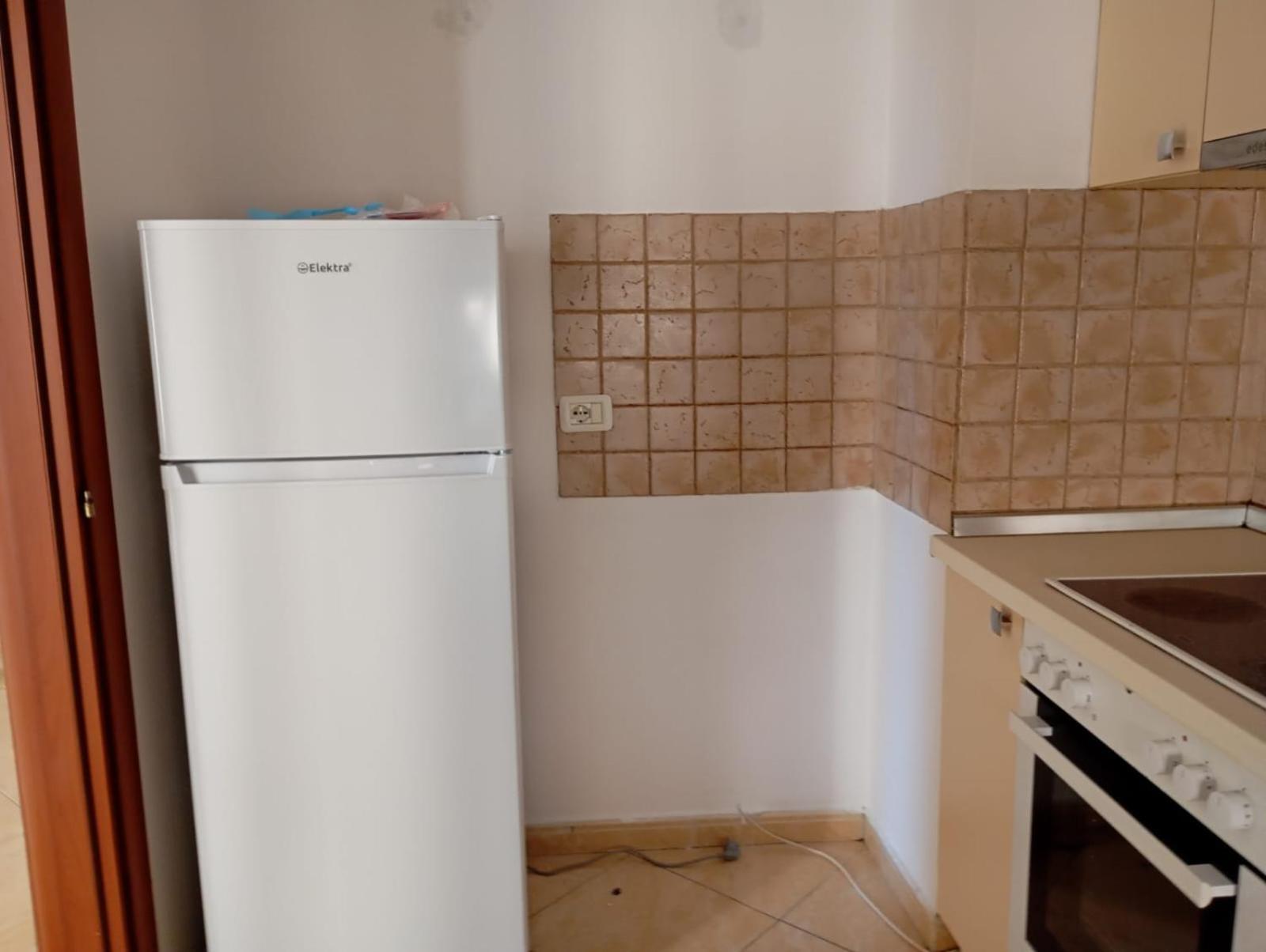 טיראנה Royal 3 Hostel מראה חיצוני תמונה