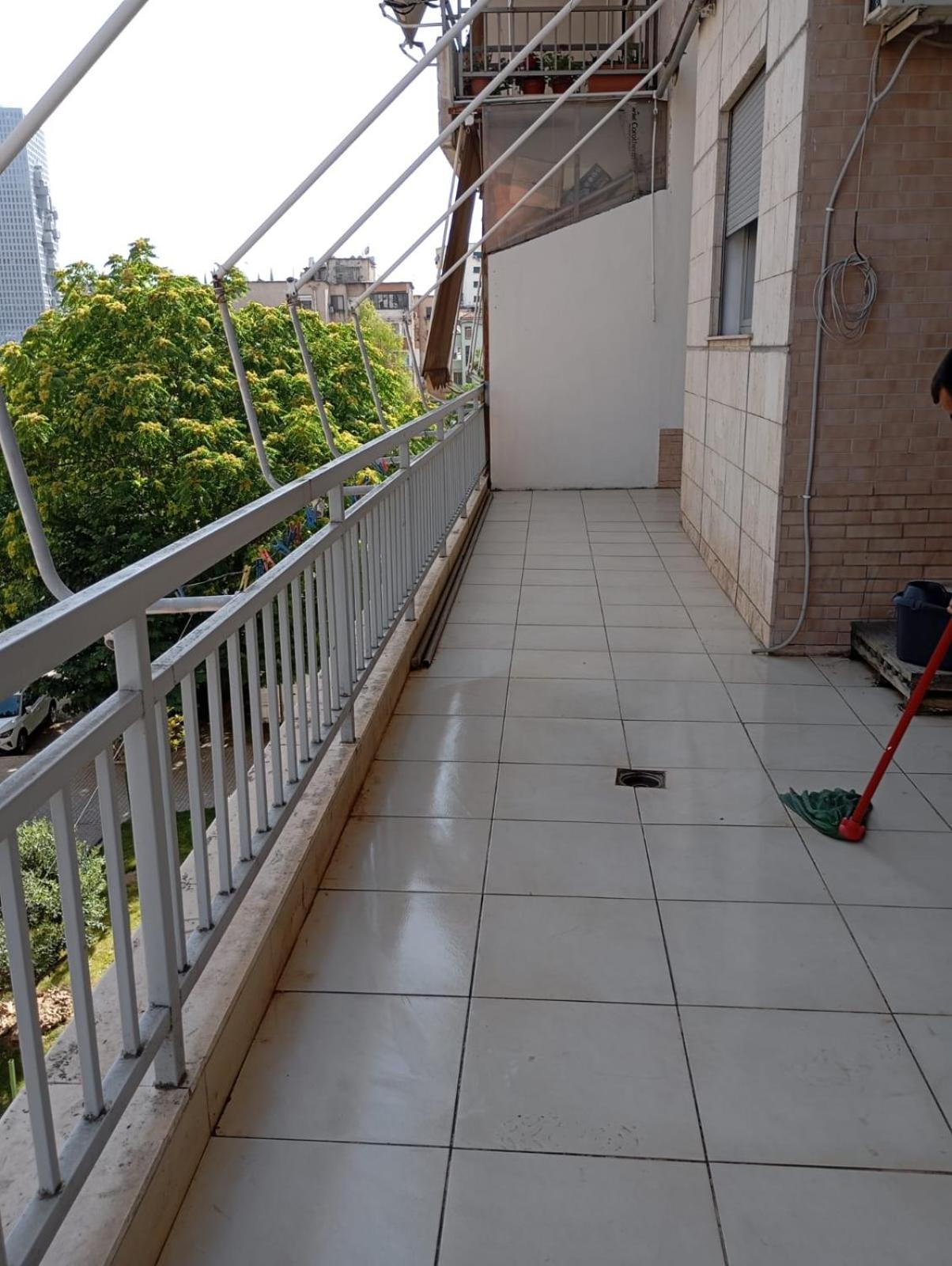 טיראנה Royal 3 Hostel מראה חיצוני תמונה