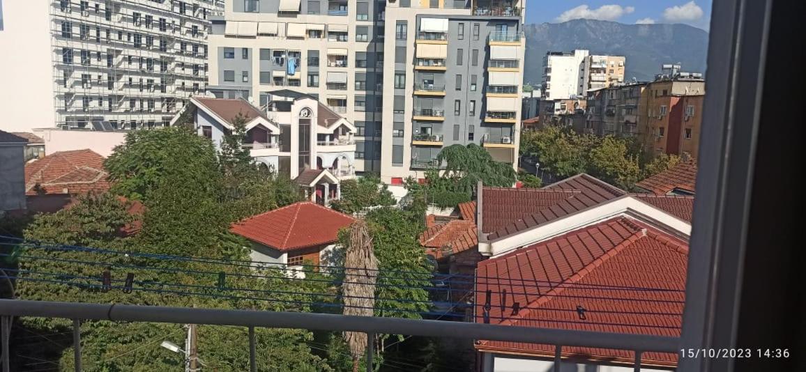 טיראנה Royal 3 Hostel מראה חיצוני תמונה