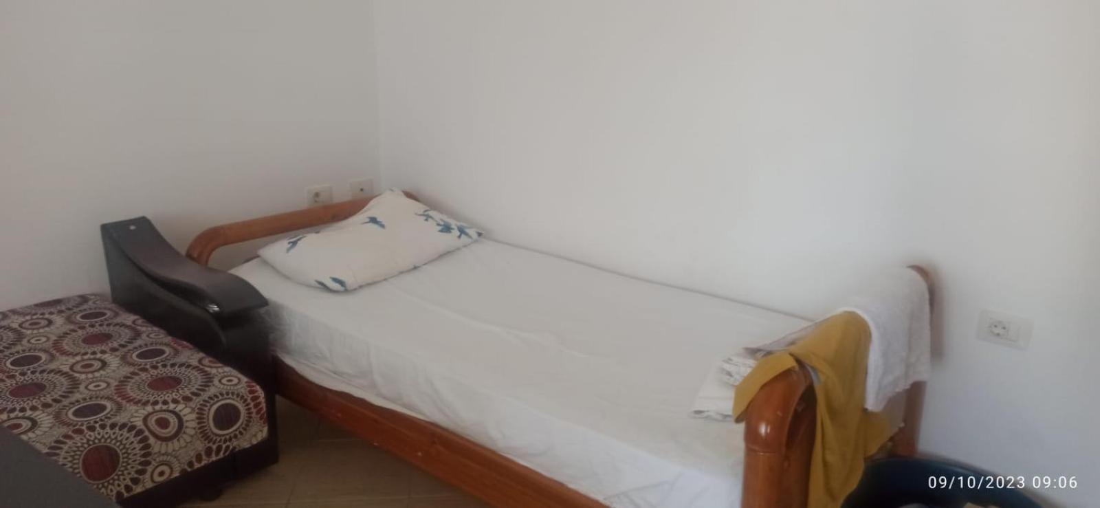טיראנה Royal 3 Hostel מראה חיצוני תמונה