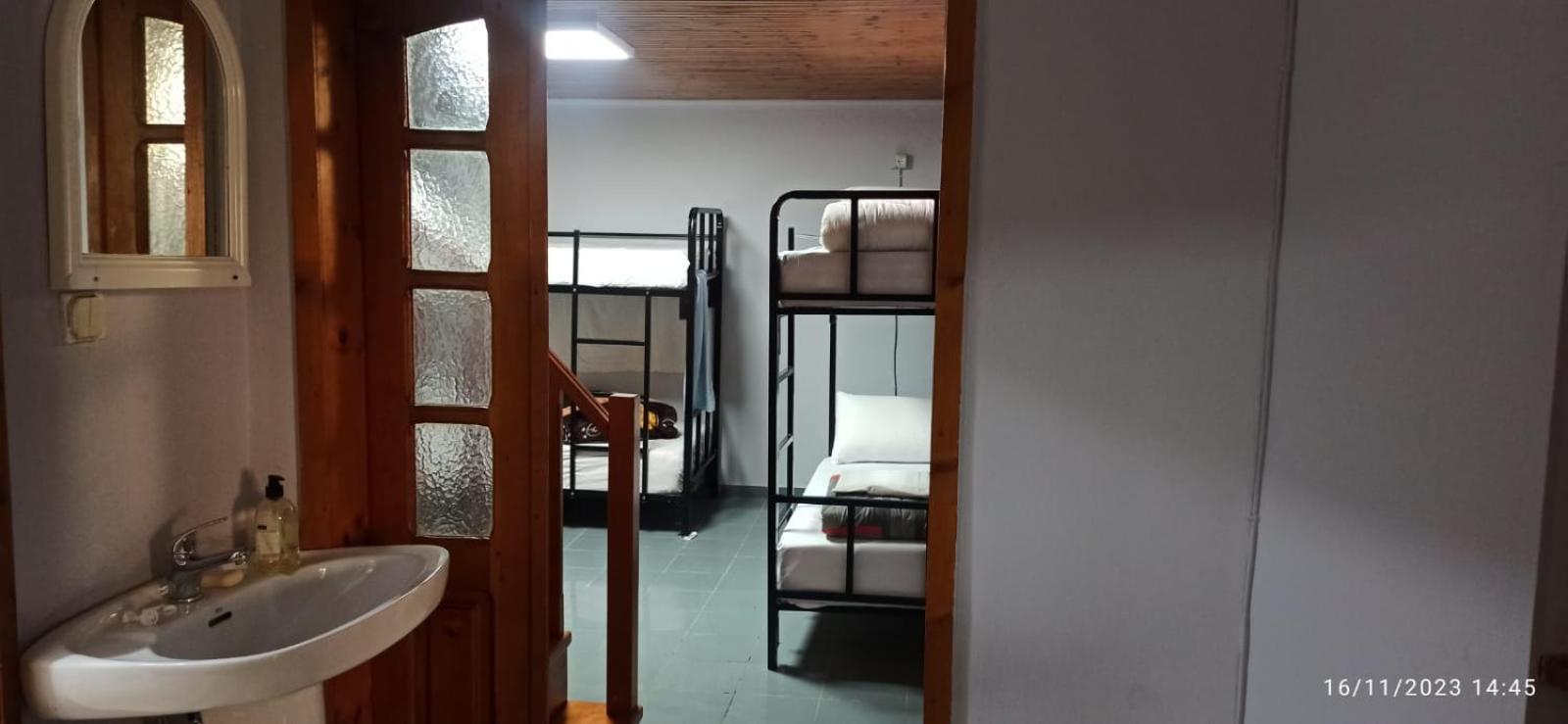 טיראנה Royal 3 Hostel מראה חיצוני תמונה